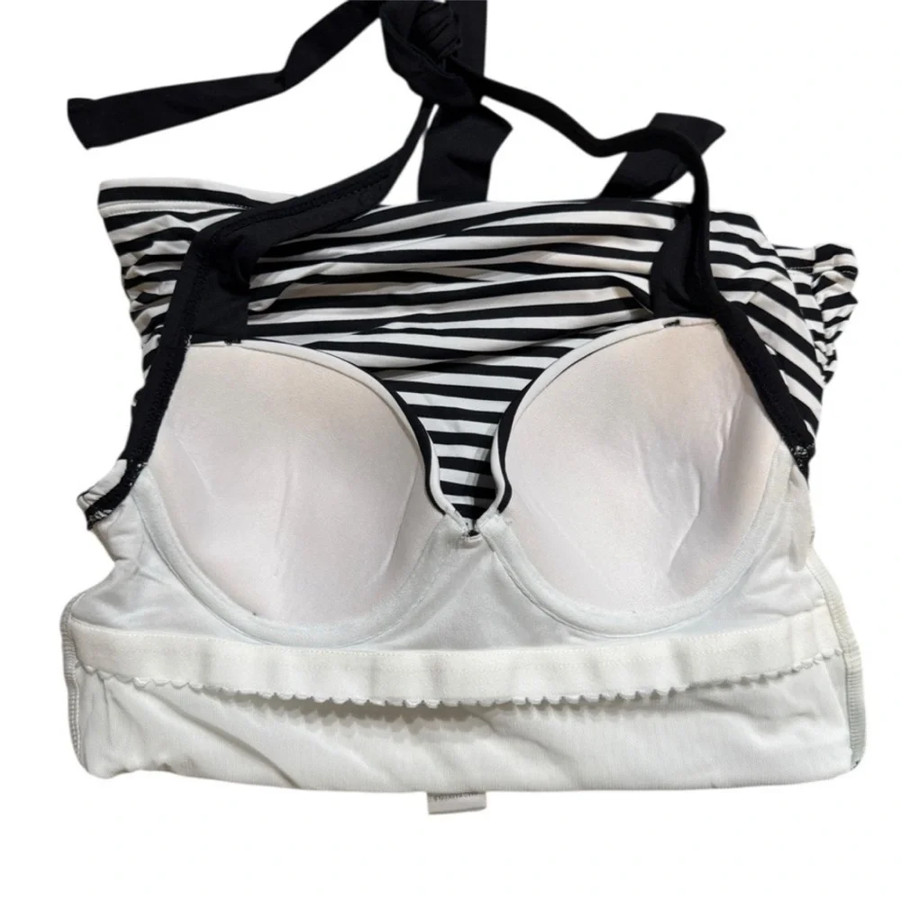 Tommy Bahama Littlestripe Underwire Halter Tankini, DD Cup
